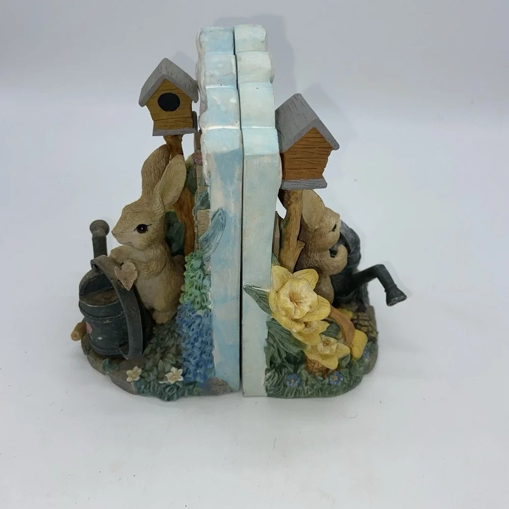 Bunny Hare Resin Spring Garden‎ Watering Can Ceramic Bookends 5 5/8" Tall - Picture 2 of 16